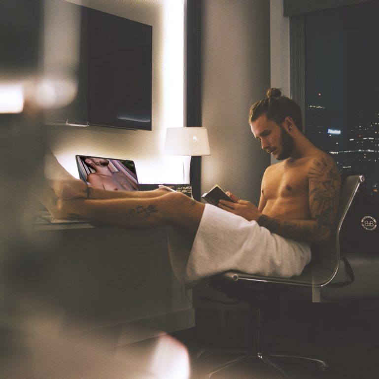 marvin-meyer-jBfbGy20_rg-unsplash-2-porn gay porn addiction mindful sex intimacy